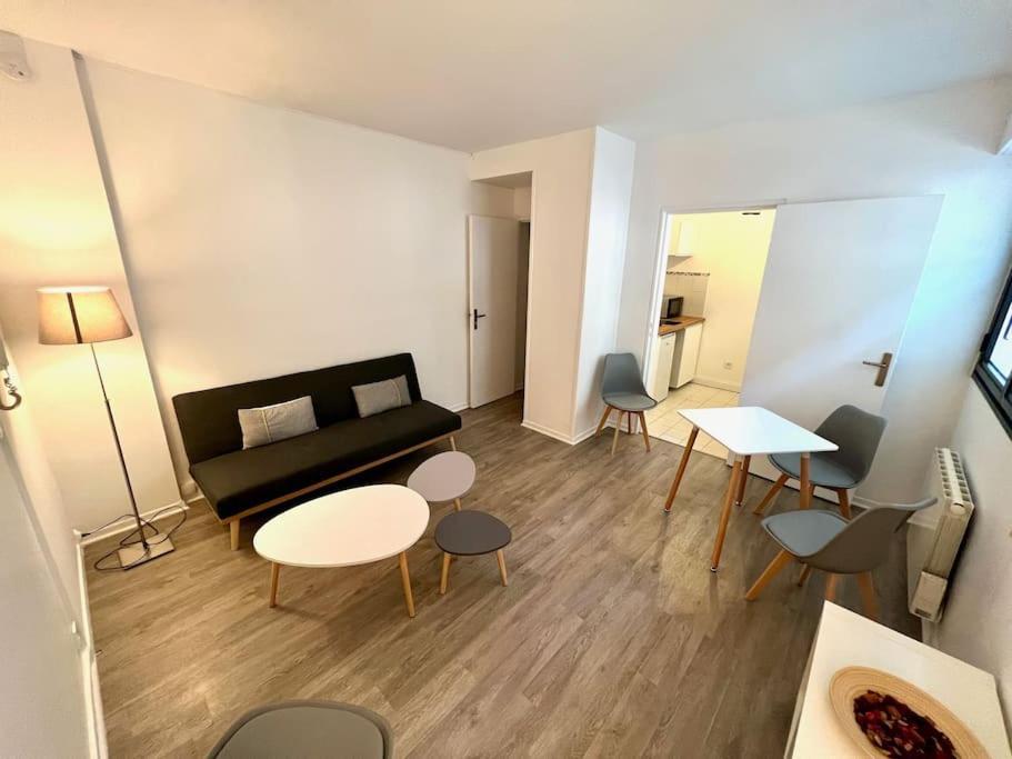 Spacieux Duplex Parisien Renove, Proche Tour Eiffel *
