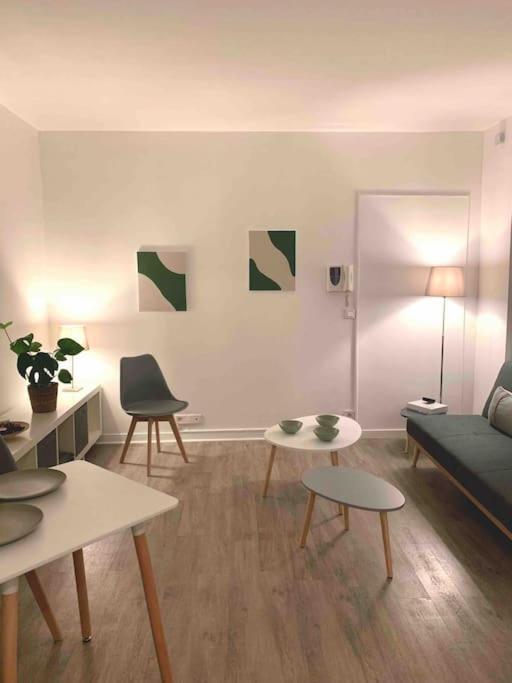 Appartement Spacieux Duplex Parisien Renove, Proche Tour Eiffel